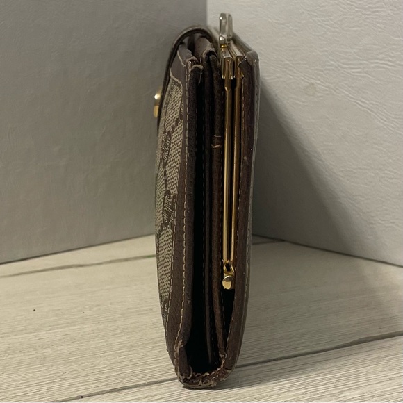 Gucci GG Supreme Canvas Continental Kisslock Wallet - Picture 6 of 7